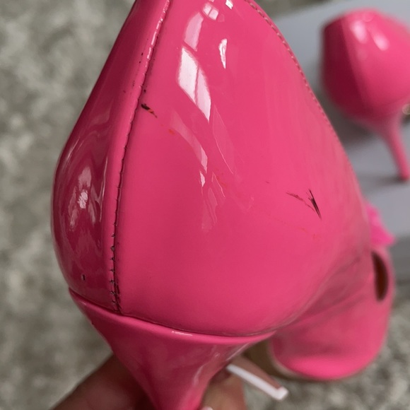 Versace Neon Pink Pump - Picture 9 of 11